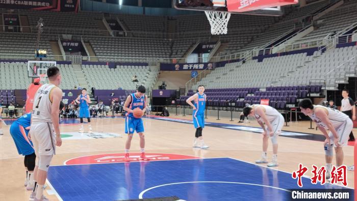 四川男篮官宣：朱松玮将加盟香港翼龙，尊重球