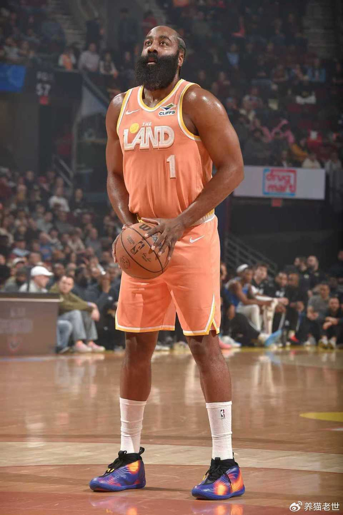 哈登高效输出助骑士四连