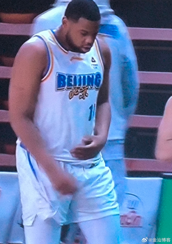 许利民不计前嫌启用斯佩尔曼 首钢放走徐昕成冤